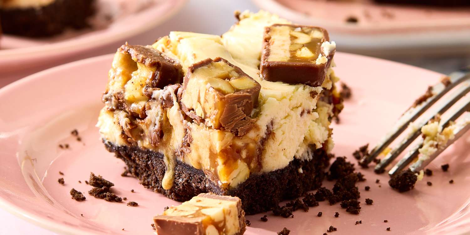 Snickers Cheesecake Bars Recipe