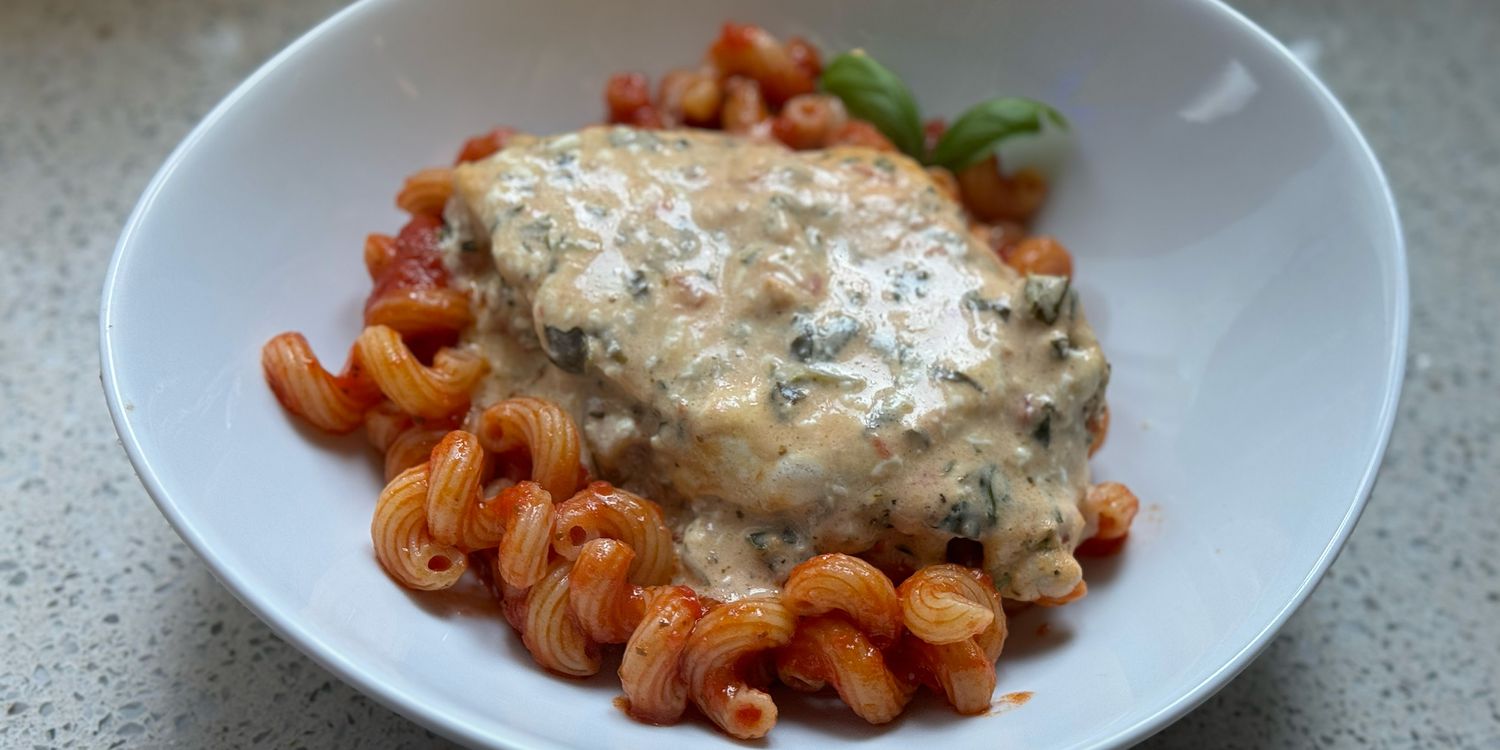This One-Pan Creamy Chicken Dinner Is So Good, I’ve Made It Every Week