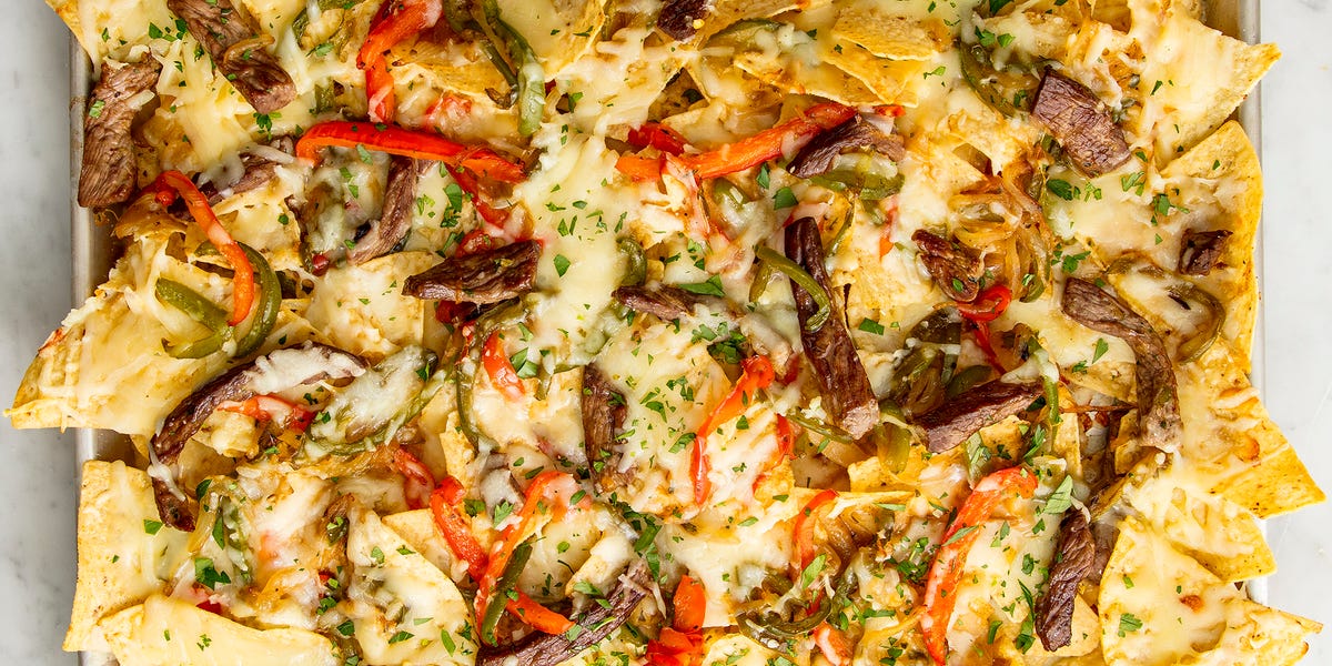 Best Philly Cheesesteak Nachos – How to Make Philly Cheesesteak Nachos