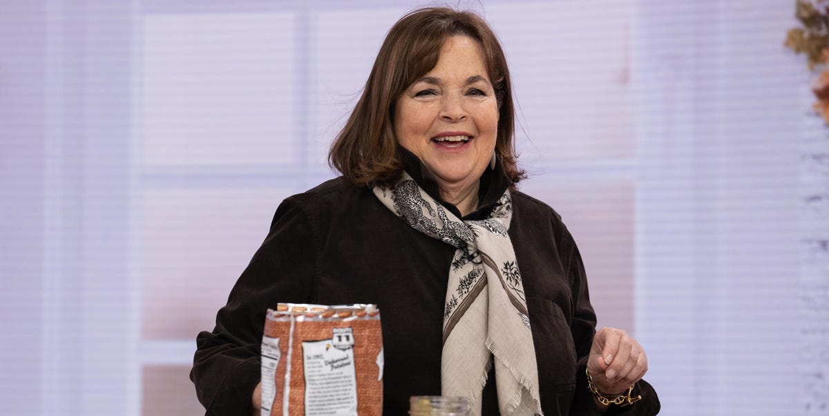 Ina Garten Revealed The Only Wines She Serves On Thanksgiving