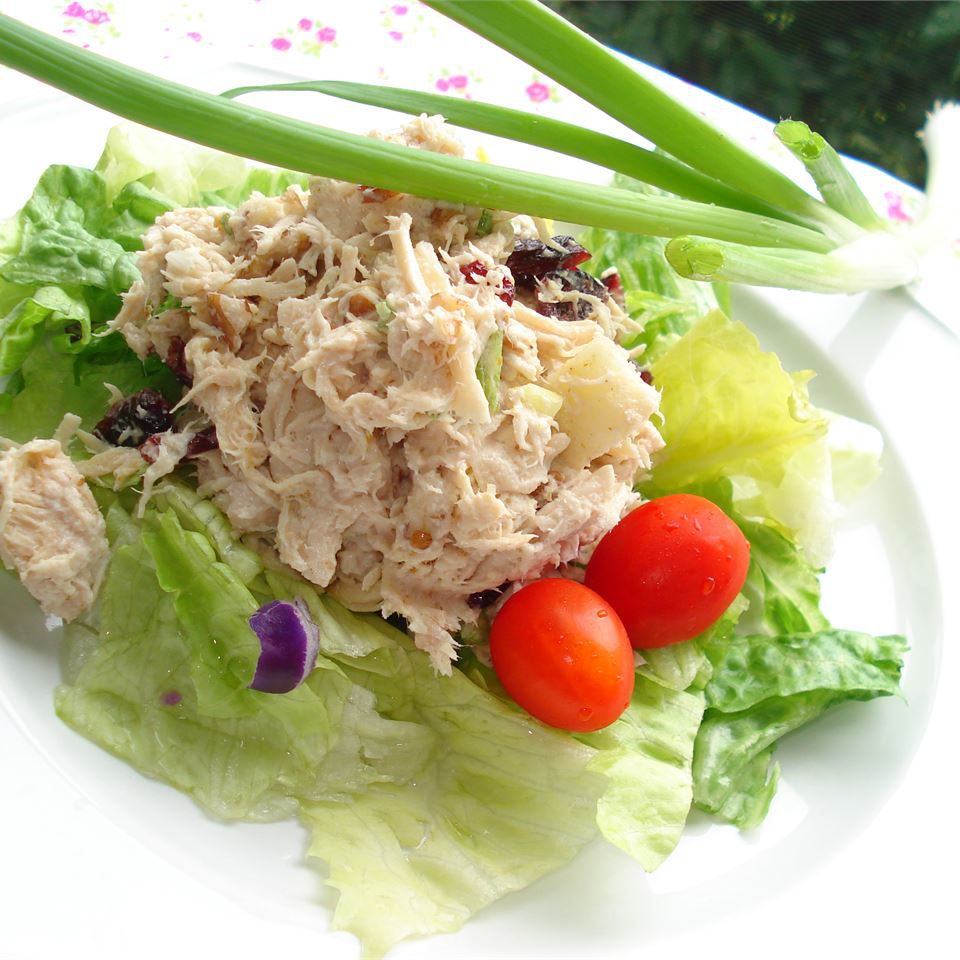 Rachel’s Cranberry Chicken Salad Recipe