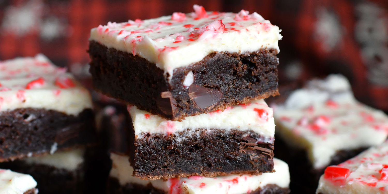25 Peppermint Desserts That Belong on Your Baking List