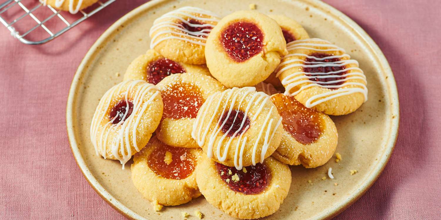 15 Recipes for a Classic Midwestern Cookie Plate