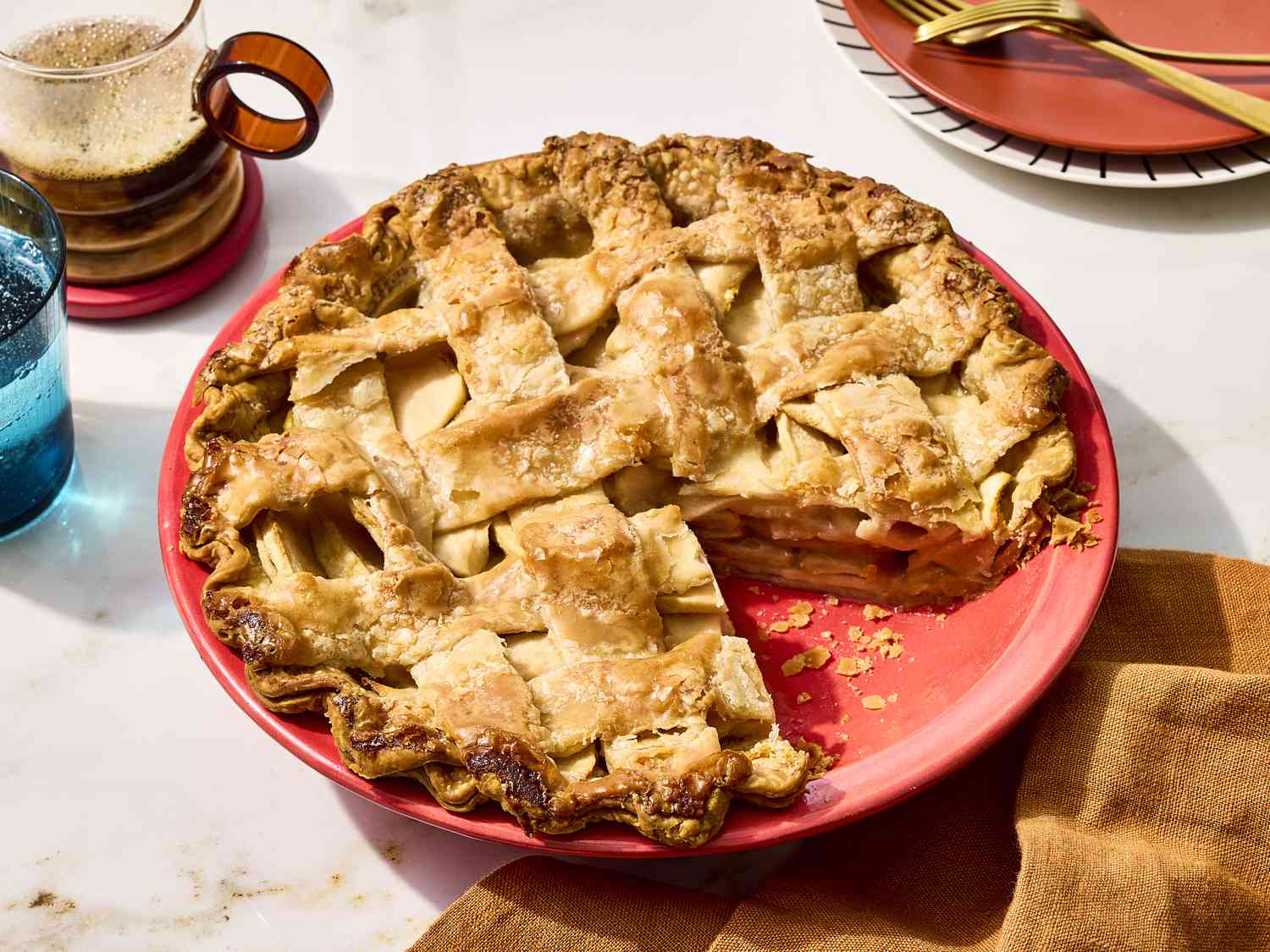 I Asked 5 Pro Bakers How To Make the Flakiest Pie Crust—Here’s the Key to Getting It Right