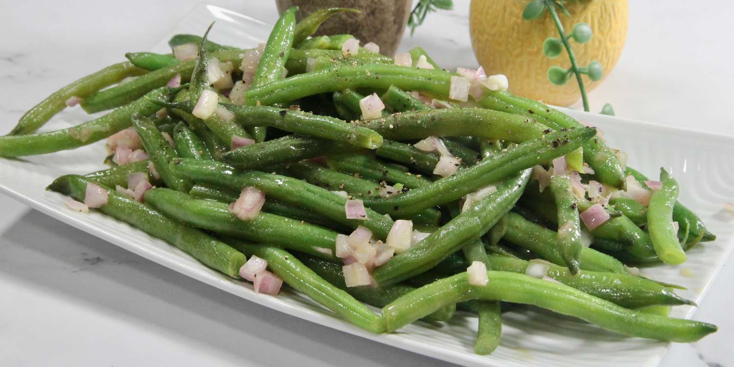 Hot Honey Shallot Green Beans Recipe