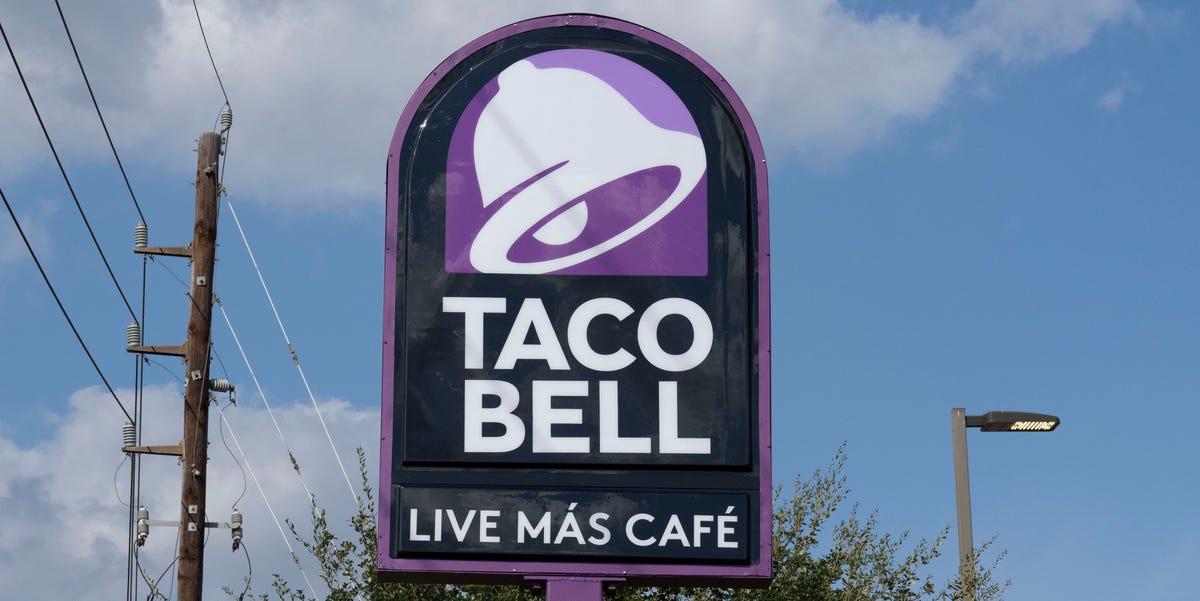 Taco Bell Just Launched A Spicy New Sauce & Fans Say It NEEDS To Be A Permanent Menu Item