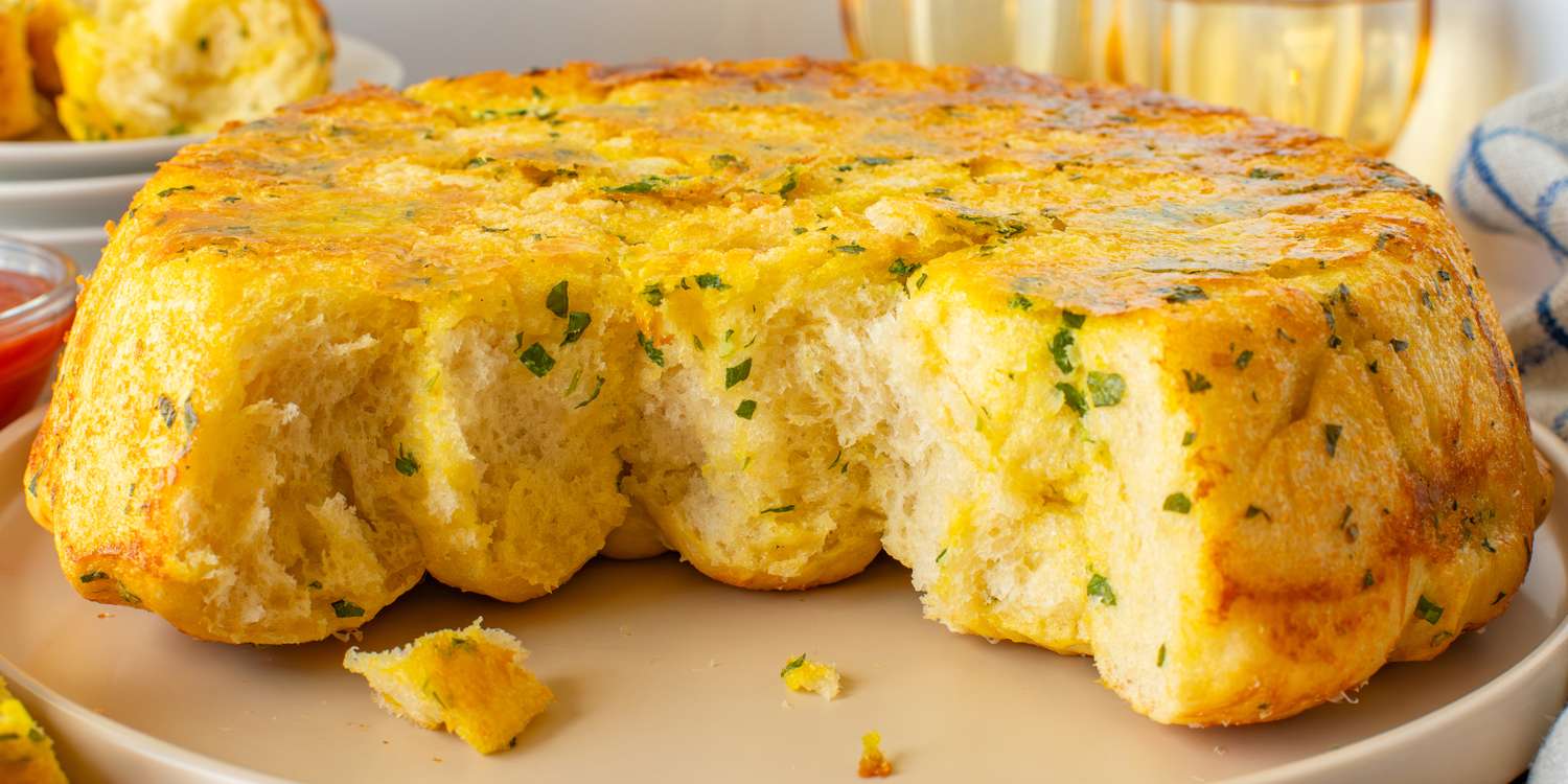 Garlic Knot Monkey Bread Recipe