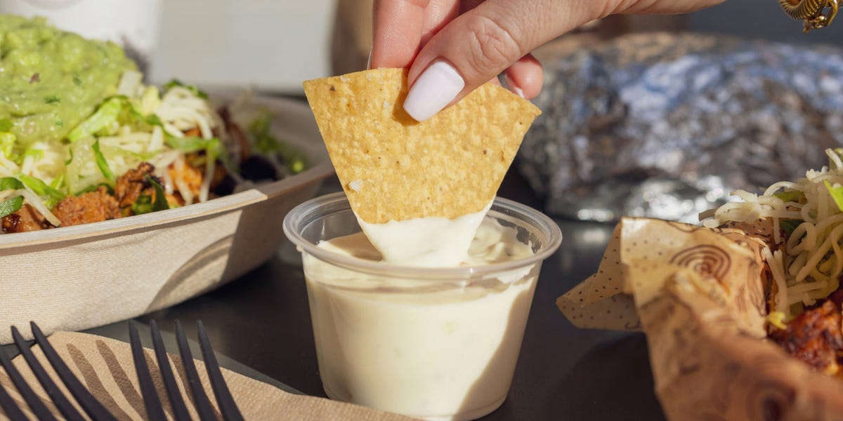Get Free Chips & Queso From Chipotle For Nat’l Tortilla Chip Day