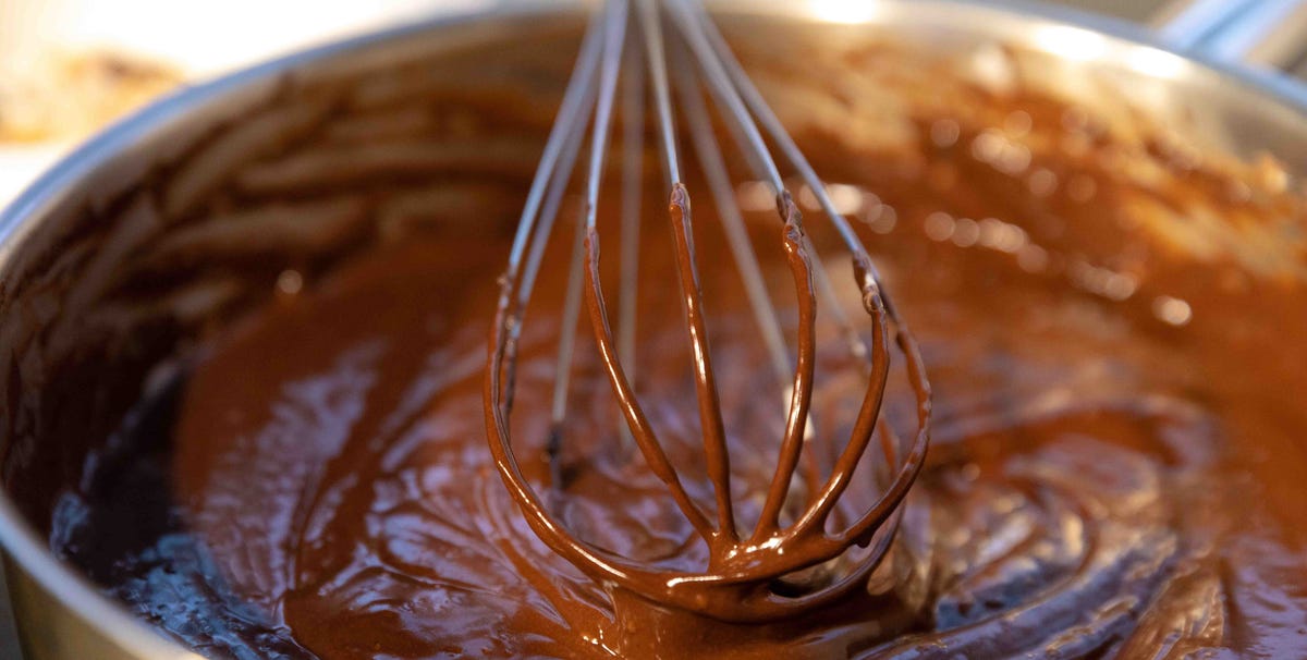 This Duncan Hines & ‘Peanuts’ Baking Collab Just Leaked