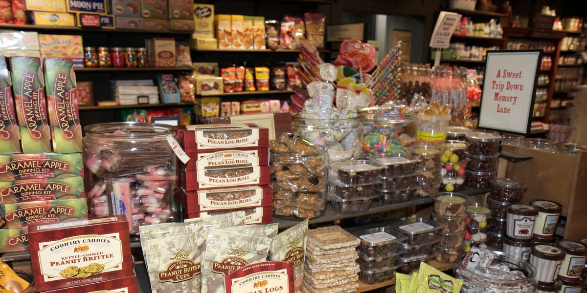 Cracker Barrel Is Selling Lammes Sherbet Mints Again