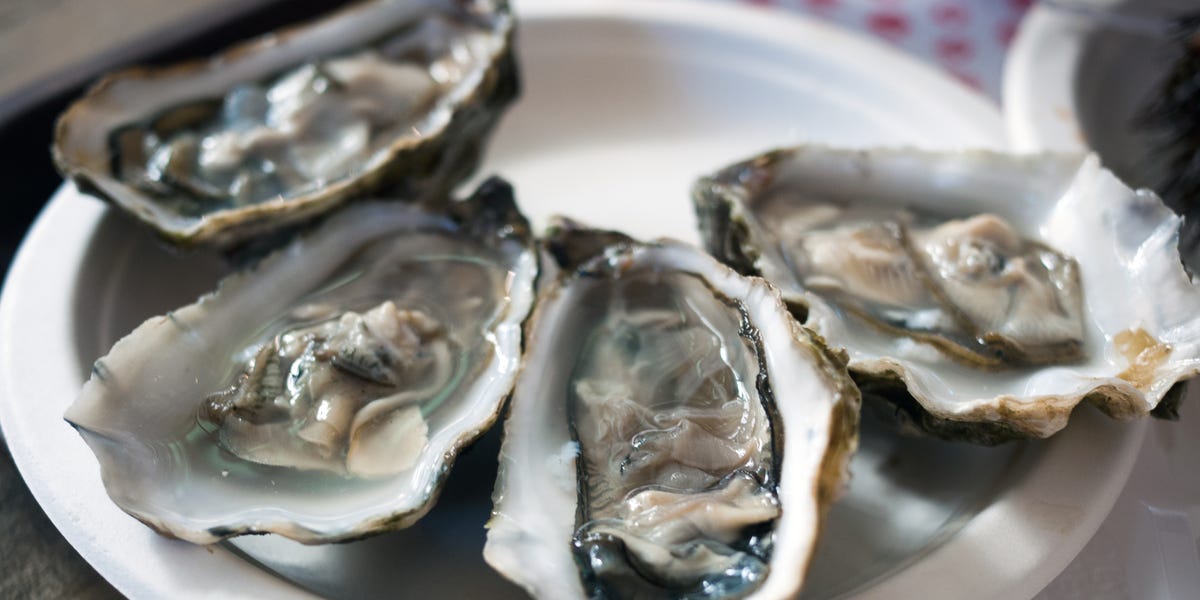 FDA Warns Against Eating Raw Oysters & Manila Clams