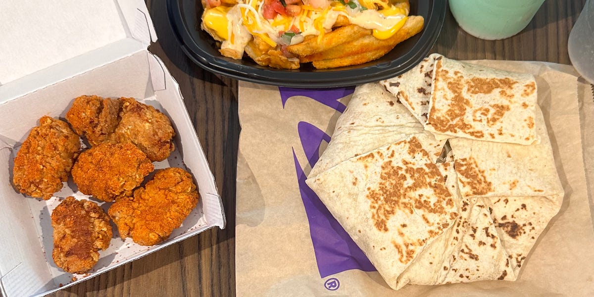 I Tried Taco Bell’s New Menu Items & One Completely Won Me Over