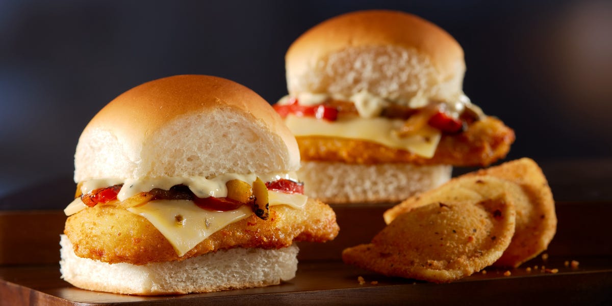White Castle’s First-Ever Chicken Fajita Slider Comes With A Wild New Side Called ‘Cravioli’